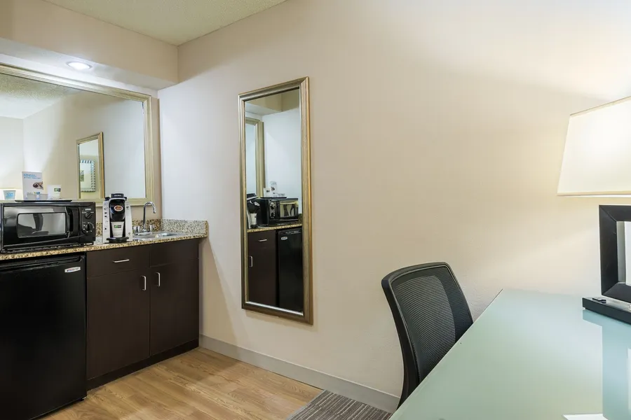 Holiday Inn Express & Suites Kendall East Miami by IHG hotel detail image 2