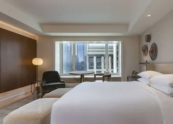 Park Hyatt Chicago hotel thumbnail 5