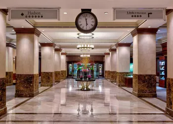 Sheraton New York Times Square Hotel hotel thumbnail 4