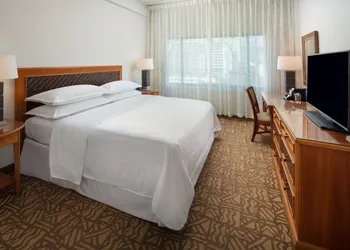Sheraton Princess Kaiulani Waikiki Beach hotel thumbnail 7