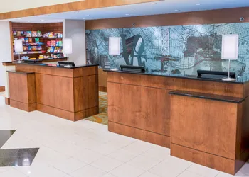 Doubletree by Hilton Philadelphia Airport hotel thumbnail 6