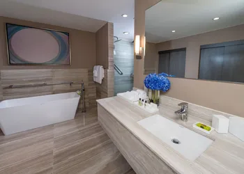 InterContinental Miami by IHG hotel thumbnail 3