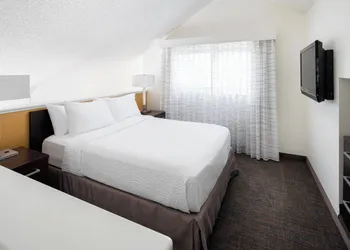 Residence Inn by Marriott Costa Mesa Newport Beach hotel thumbnail 4