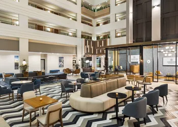 Sheraton Suites Chicago O'Hare hotel thumbnail 4
