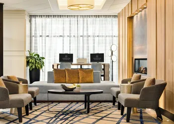 Sheraton Suites Chicago O'Hare hotel thumbnail 7