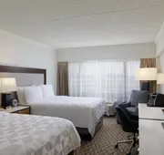 Holiday Inn Clark - Newark Area by IHG hotel detail image 3