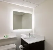 Holiday Inn Clark - Newark Area by IHG hotel detail image 7