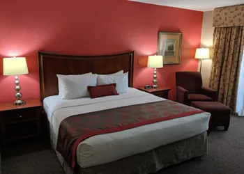 Ramada by Wyndham Raleigh hotel thumbnail 3