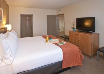 Holiday Inn Express San Francisco Airport South by IHG hotel thumbnail 4
