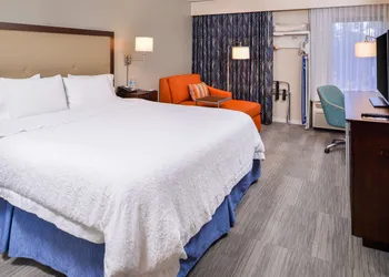 Hampton Inn Seattle-Airport hotel thumbnail 6
