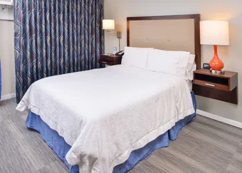 Hampton Inn Seattle-Airport hotel thumbnail 7