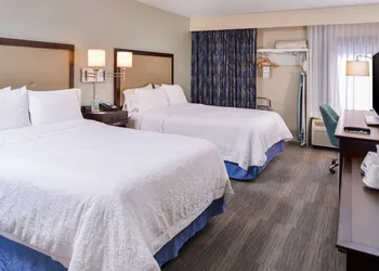 Hampton Inn Seattle-Airport hotel thumbnail 8