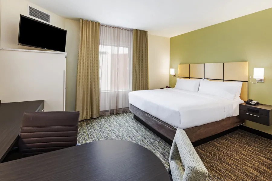 Candlewood Suites Lenexa - Overland Park Area by IHG hotel detail image 2