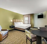 Candlewood Suites Lenexa - Overland Park Area by IHG hotel detail image 7