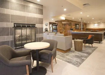 DoubleTree by Hilton Chico hotel thumbnail 6