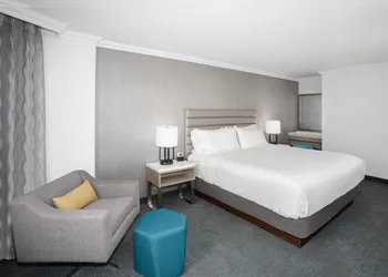 Crowne Plaza Costa Mesa Orange County by IHG hotel thumbnail 3