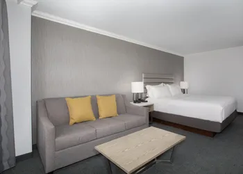 Crowne Plaza Costa Mesa Orange County by IHG hotel thumbnail 8