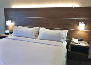 Holiday Inn Express Boca Raton-West by IHG hotel thumbnail 2