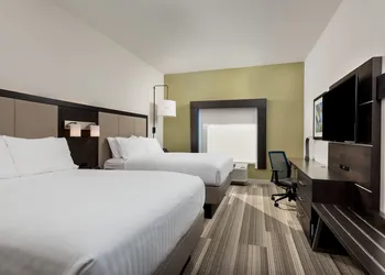 Holiday Inn Express & Suites Lakeland South by IHG hotel thumbnail 4