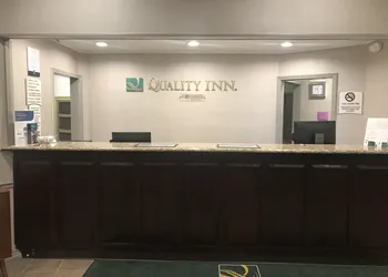 Quality Inn Vincennes hotel thumbnail 2