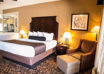 Mockingbird Inn & Suites hotel thumbnail 3
