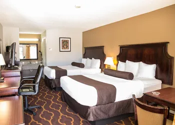 Mockingbird Inn & Suites hotel thumbnail 4