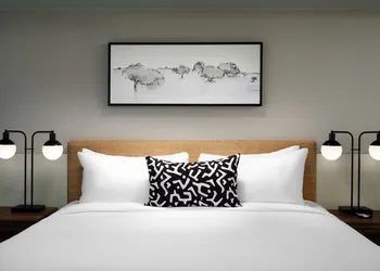 Sonesta Irvine John Wayne Airport hotel thumbnail 2