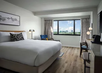 Sonesta Irvine John Wayne Airport hotel thumbnail 3
