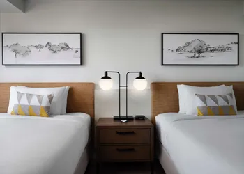 Sonesta Irvine John Wayne Airport hotel thumbnail 4