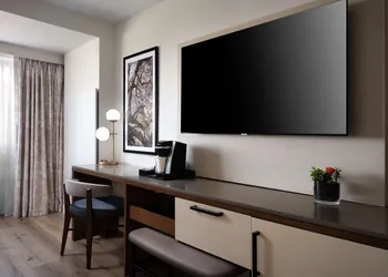 Sonesta Irvine John Wayne Airport hotel thumbnail 7