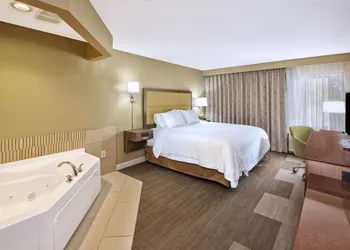 Hampton Inn Sault Ste Marie hotel thumbnail 8