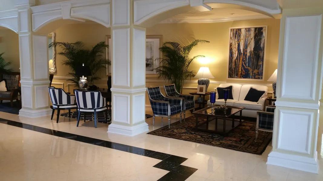 Inn at Pelican Bay hotel detail image 2