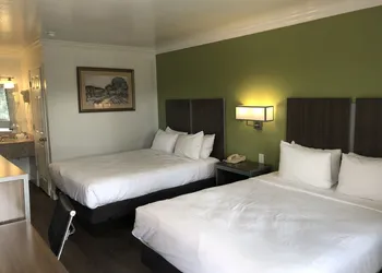 Gilroy Inn hotel thumbnail 8