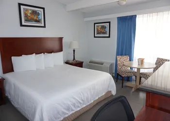 Hollywood Gateway Inn hotel thumbnail 8