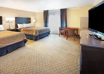 Travelodge by Wyndham Ocean Front hotel thumbnail 8