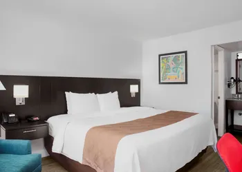 Quality Inn Miami South hotel thumbnail 5