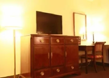 Caravelle Inn Extended Stay hotel thumbnail 8