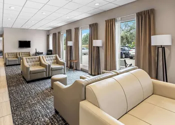 SureStay Hotel by Best Western SeaTac Airport North hotel thumbnail 2