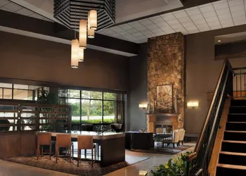 Sheraton Bucks County Langhorne hotel thumbnail 2