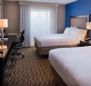 Holiday Inn Express & Suites Pasadena - Los Angeles by IHG hotel detail image 4