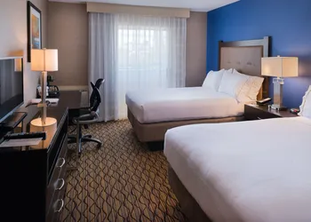 Holiday Inn Express & Suites Pasadena - Los Angeles by IHG hotel thumbnail 4