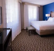 Holiday Inn Express & Suites Pasadena - Los Angeles by IHG hotel detail image 5