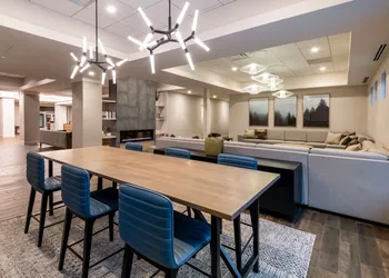DoubleTree by Hilton Denver Cherry Creek hotel thumbnail 4