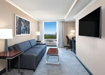 DoubleTree by Hilton Denver Cherry Creek hotel thumbnail 7