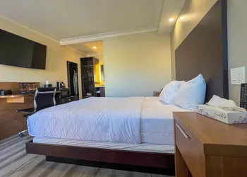 Greenwich Inn hotel thumbnail 4