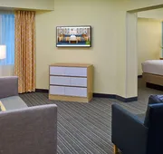 Sonesta Simply Suites Memphis East Poplar Pike hotel detail image 5