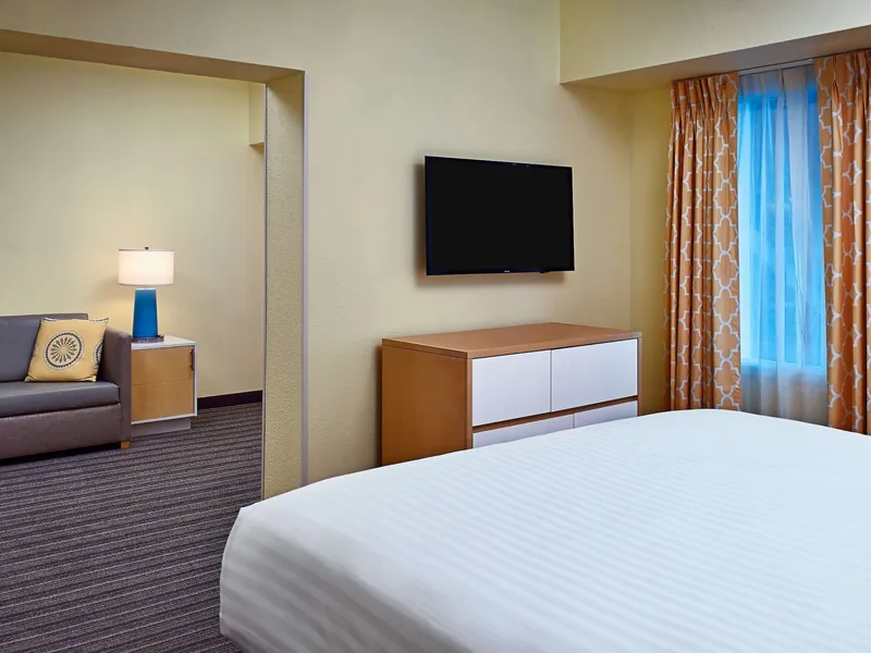 Sonesta Simply Suites Memphis East Poplar Pike hotel detail image 6