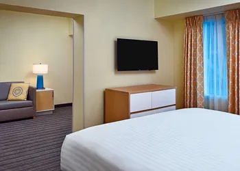 Sonesta Simply Suites Memphis East Poplar Pike ​ hotel thumbnail 6