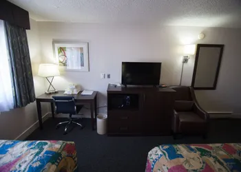 Eastside Lodge hotel thumbnail 4