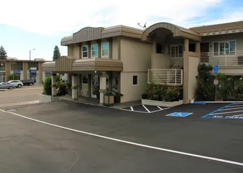 Budget Inn of Hayward hotel thumbnail 2
